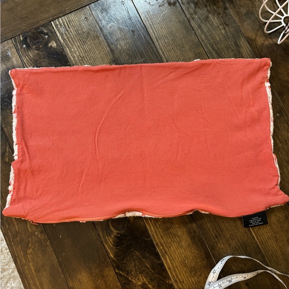 20x12 Coral pillow sham - Picture 4 of 6